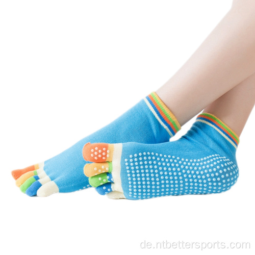 Großhandel fünf Zehen farbenfrohe Baumwoll -Yoga -Griffsocken